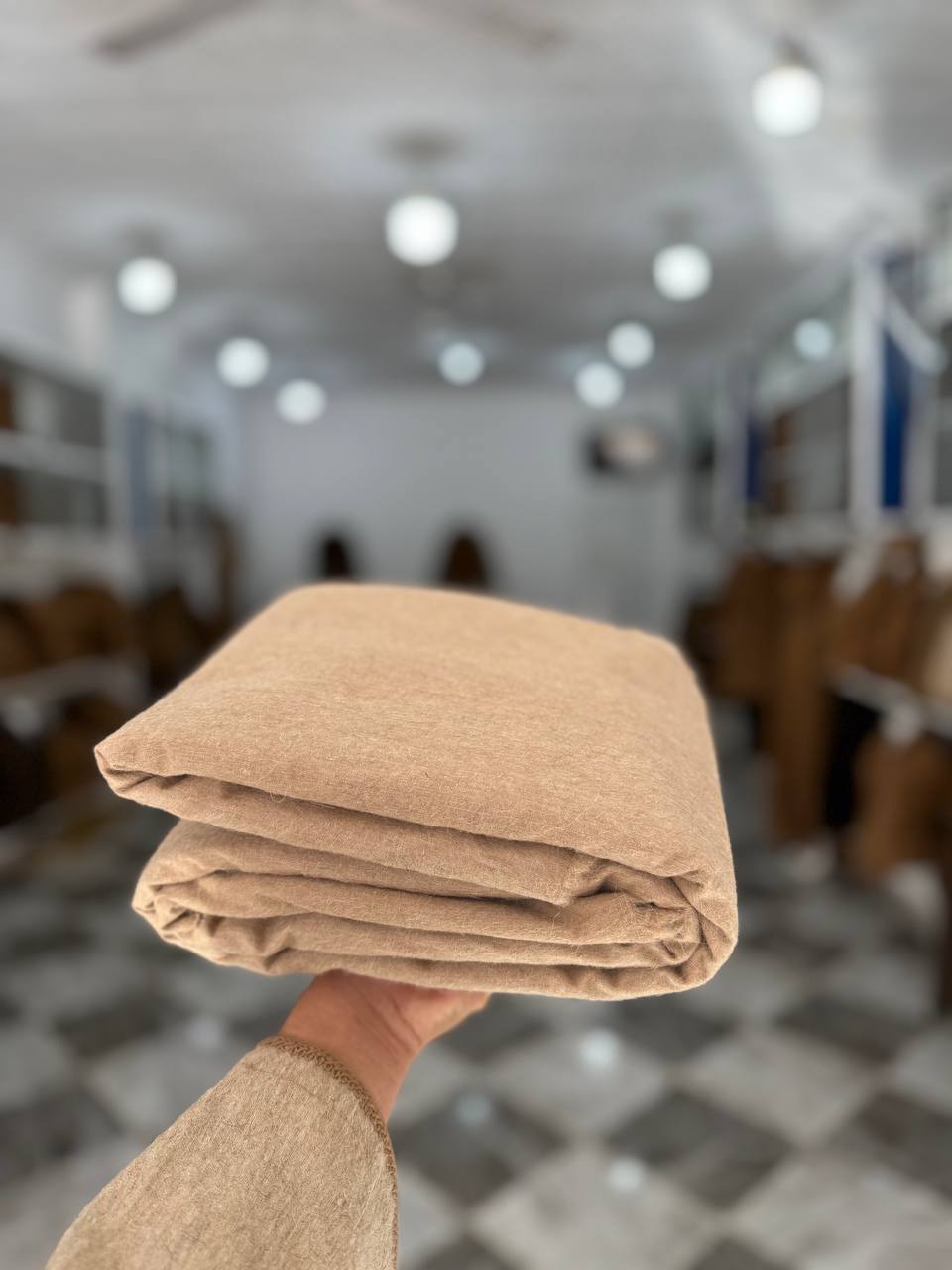 قشّابية مصنوعة  من أجود أنواع وبر الجمل الصغير