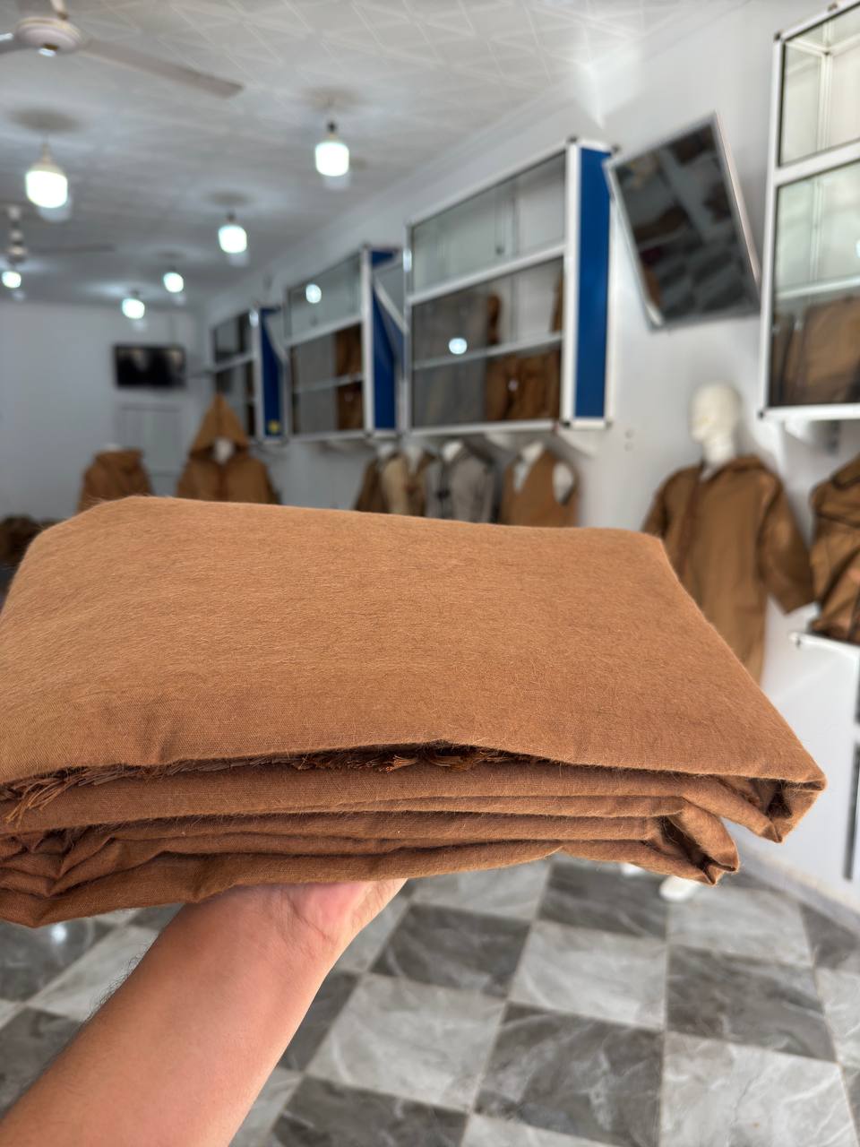 قشّابية مصنوعة  من أجود أنواع وبر الجمل الصغير