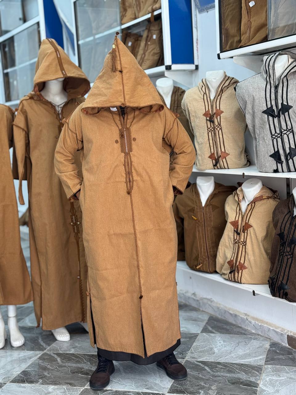 قشابية ممزوجة بين الوبر و الصوف