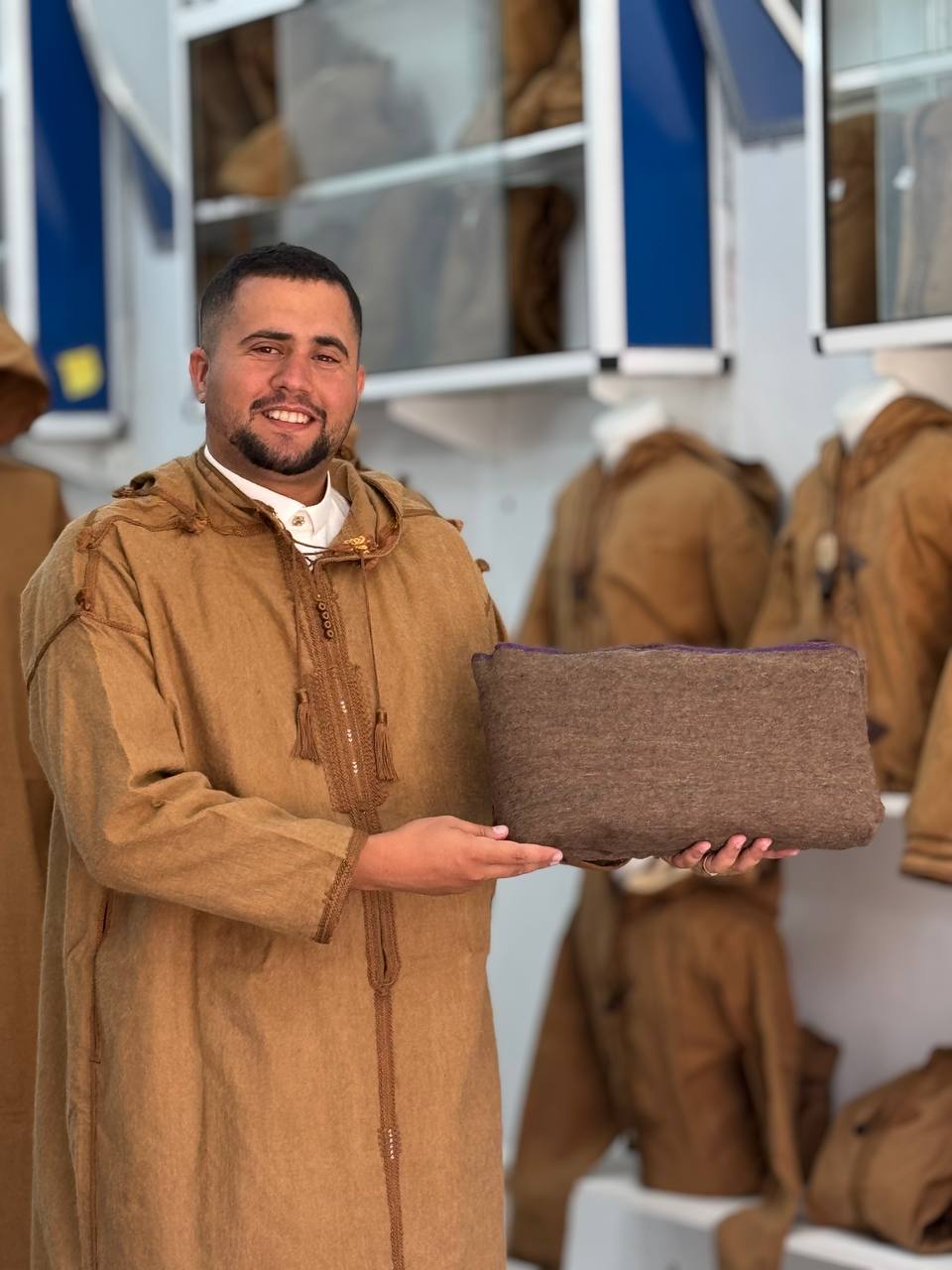 قشّابية مصنوعة  من أجود أنواع وبر الجمل الصغير